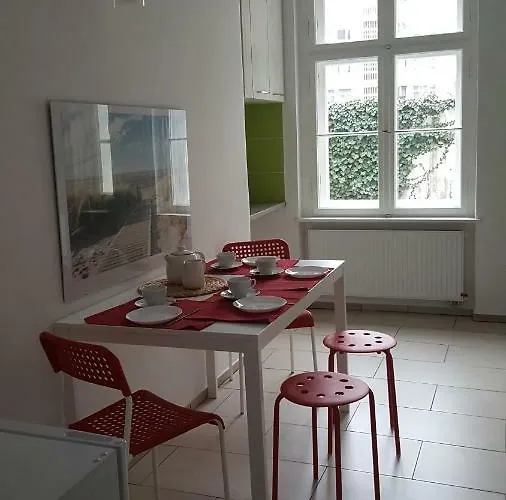 W Starej Kamienicy 아파트 *